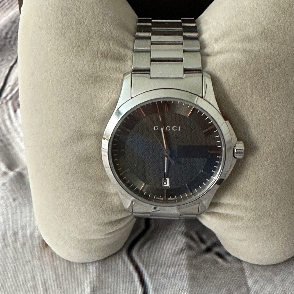 Authentic Gucci Watch. - image 2